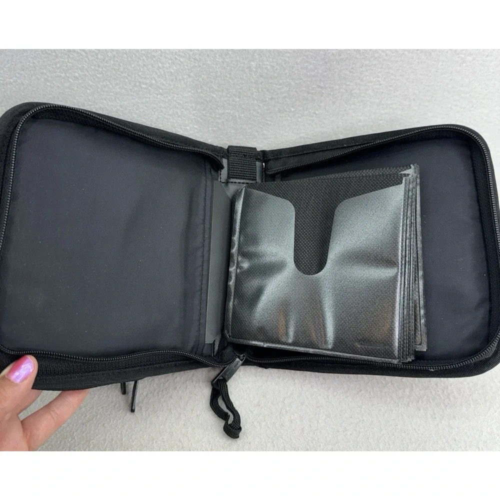 Case Logic CD Holder Discman Carrying Case 24 Disc Storage Travel Bag Vintage